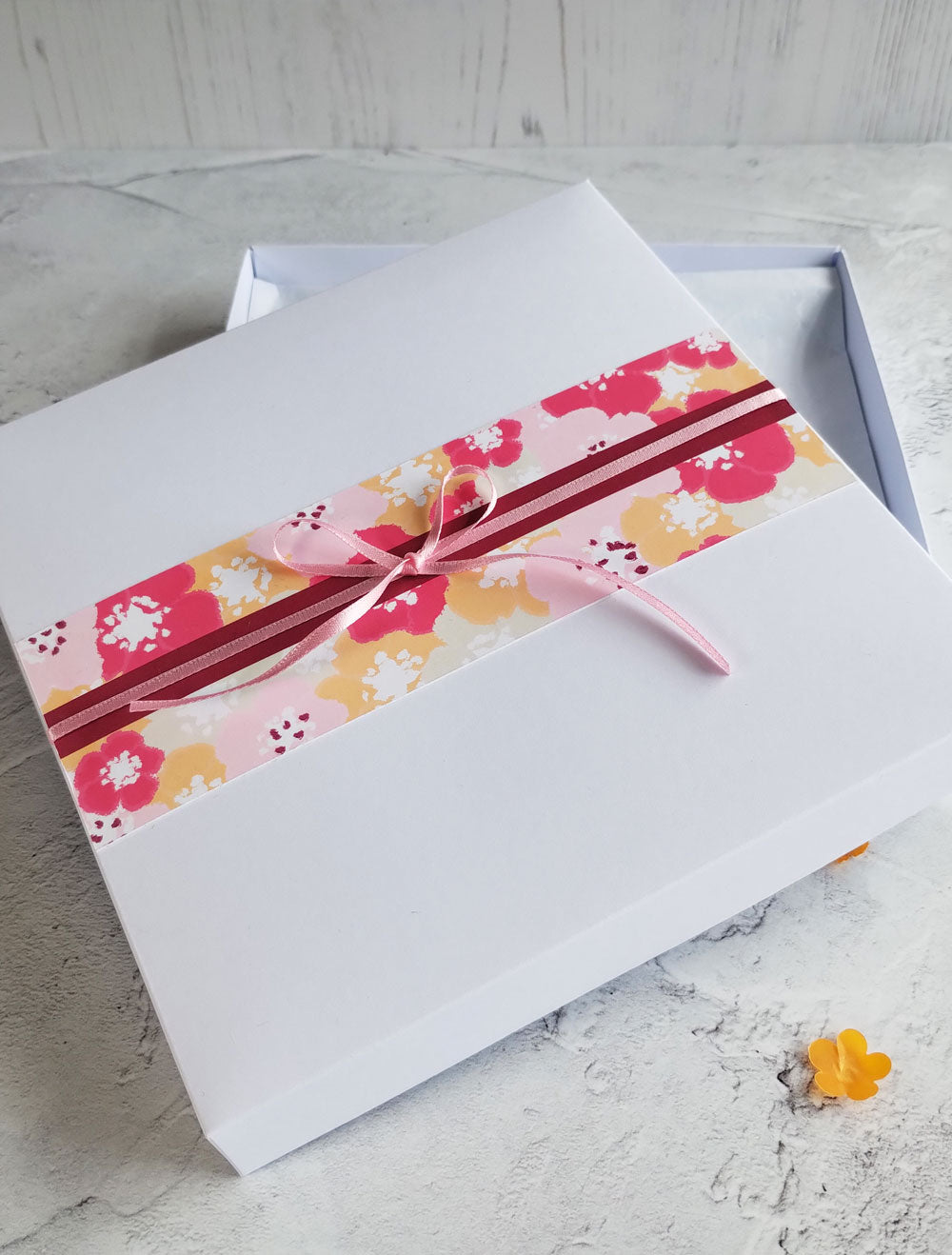 Floral Handmade Birthday greeting card gift box- blossoms summer design