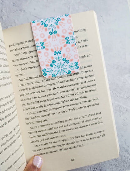 Book with a Summa Tulip floral pattern magnetic bookmark 