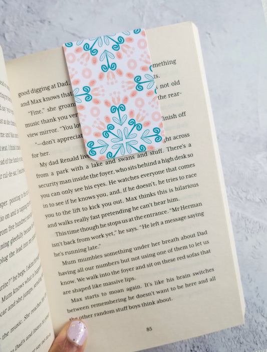 Book with a Summa Tulip floral pattern magnetic bookmark 